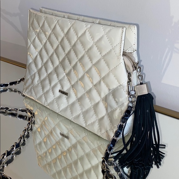 PRUNE - Picture 4 of 4